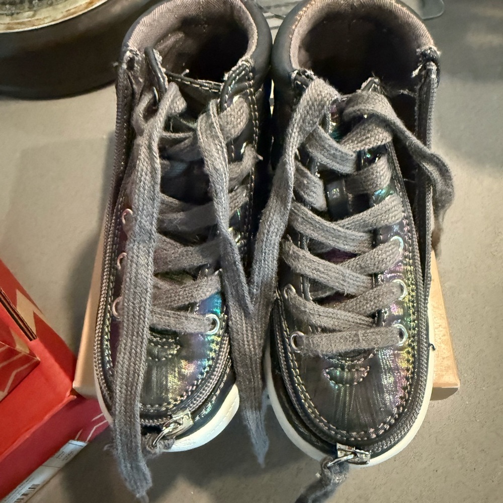 Billy shoes